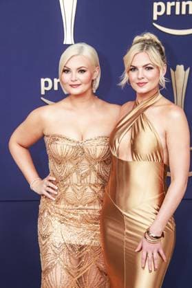 May 16, 2024, Frisco, Tx, USA: Tigirlily Gold - Kendra Slaubaugh, Krista Slaubaugh attends the 59th Academy of Country Music Awards at Omni Frisco Hotel at The Star on May 16, 2024 in Frisco, Texas. Frisco USA - ZUMAs181 20240516_zea_s181_166 Copyright: xOzziexBx