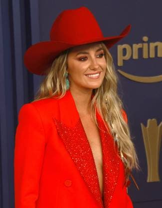 May 16, 2024, Frisco, Tx, USA: Lainey Wilson attends the 59th Academy of Country Music Awards at Omni Frisco Hotel at The Star on May 16, 2024 in Frisco, Texas. Frisco USA - ZUMAs181 20240516_zea_s181_226 Copyright: xOzziexBx