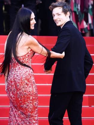 May 17, 2024, Cannes, France: Demi Moore and Mike Faist attend the Kinds Of Kindness Red Carpet at the 77th annual Cannes Film Festival at Palais des Festivals on May 17, 2024 in Cannes, France. Cannes France - ZUMAz156 20240517_zip_z156_012 Copyright: xBeataxZawrzelx