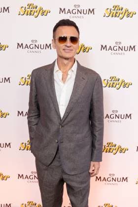 magnum day2 photocall Julian McMahon Magnum Beach photocall The Surfer party during the 77th Cannes International Film Festival on May 17, 2024 Cannes France Jeremy Melloul Magnum Cannes via Bestimage Magnum Beach photocall The Surfer party during the 77th Cannes International Film Festival on May 17, 2024 Cannes France  Copyright: xJeremyxMelloulx xMagnumxCannesxviaxBestimagexJeremyxMelloulx xMagnumxCannesxviaxBestimagex