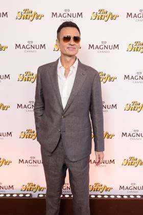 magnum day2 photocall Julian McMahon Magnum Beach photocall The Surfer party during the 77th Cannes International Film Festival on May 17, 2024 Cannes France Jeremy Melloul Magnum Cannes via Bestimage Magnum Beach photocall The Surfer party during the 77th Cannes International Film Festival on May 17, 2024 Cannes France  Copyright: xJeremyxMelloulx xMagnumxCannesxviaxBestimagexJeremyxMelloulx xMagnumxCannesxviaxBestimagex