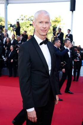 J MontÃ e des marches du film Â Kinds of Kindness Â lors du 77eme Festival International du Film de Cannes Franck Riester MontÃ e des marches du film Â Kinds of Kindness Â lors du 77eme Festival International du Film de Cannes, au Palais des Festivals Ã Cannes On may 17th 2024 Jacovides Moreau Bestimage Red carpet of the movie Â Kinds of Kindness Â during the 77th Cannes International Film Festival at the Palais des Festivals in Cannes, France On may 17th 2024 Cannes France  Copyright: xJACOVIDES-MOREAUx xBESTIMAGExJACOVIDES-MOREAUx xBESTIMAGEx