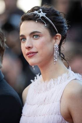 Cannes - Kinds Of Kindness Red Carpet Margaret Qualley attend the Kinds Of Kindness Red Carpet at the 77th annual Cannes Film Festival at Palais des Festivals on May 17, 2024 in Cannes, France. Photo by ShootPix ABACAPRESS.COM Cannes France  Copyright: xShootpix ABACAx
