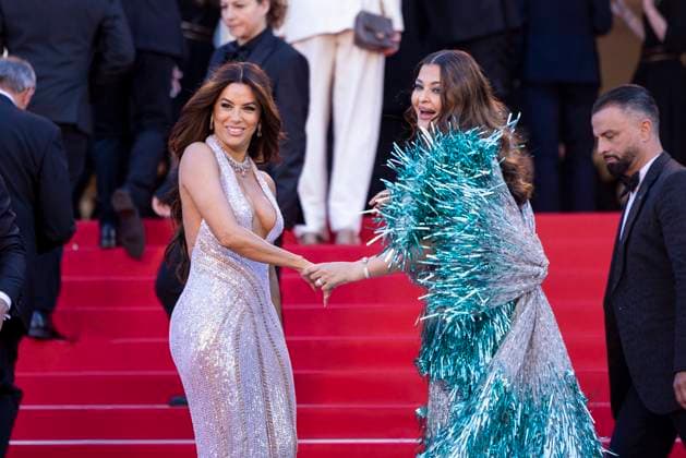 B MontÃ e des marches du film Â Kinds of Kindness Â lors du 77eme Festival International du Film de Cannes Eva Longoria, Aishwarya Rai Bachchan MontÃ e des marches du film Â Kinds of Kindness Â lors du 77eme Festival International du Film de Cannes, au Palais des Festivals Ã Cannes Le 17 mai 2024 Olivier Borde Bestimage Red carpet of the movie Â Kinds of Kindness Â during the 77th Cannes International Film Festival at the Palais des Festivals in Cannes, France On may 17th 2024 Cannes France  Copyright: xOLIVIERxBORDEx xBESTIMAGExOLIVIERxBORDEx xBESTIMAGEx