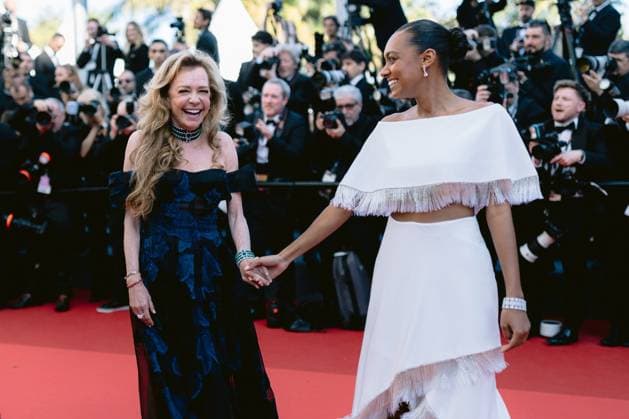 77eme Festival International du Film de Cannes Montee des marches du film Kinds of Kindness 77th International Cannes Film Festival Red Carpet of Kinds of Kindness movie 305079 2024 05 17 Alpes Maritimes Cannes France Scheufele Gruosi, Caroline  Copyright: xTerencexBaelenx STAR_305079_037