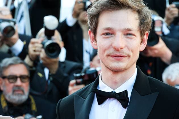 77eme Festival International du Film de Cannes Montee des marches du film Kinds of Kindness 77th International Cannes Film Festival Red Carpet of Kinds of Kindness movie 305081 2024 05 17 Cannes France  Copyright: xIvankaxVoisinx xStarfacex STAR_305081_025