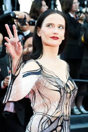 77eme Festival International du Film de Cannes Montee des marches du film Kinds of Kindness 77th International Cannes Film Festival Red Carpet of Kinds of Kindness movie 305081 2024 05 17 Cannes France Green, Eva  Copyright: xIvankaxVoisinx xStarfacex STAR_305081_031