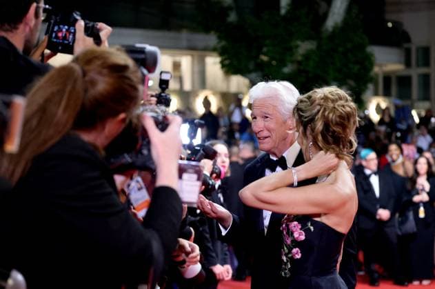 J MontÃ e des marches du film Â Oh, Canada Â lors du 77eme Festival International du Film de Cannes Richard Gere et sa femme Alejandra Silva MontÃ e des marches du film Â Oh, Canada Â lors du 77eme Festival International du Film de Cannes, au Palais des Festivals Ã Cannes Le 17 mai 2024 Jacovides Moreau Bestimage Red carpet of the movie Â Oh, Canada Â during the 77th Cannes International Film Festival at the Palais des Festivals in Cannes, France On may 17th 2024  Copyright: xJACOVIDES-MOREAUx xBESTIMAGExJACOVIDES-MOREAUx xBESTIMAGEx