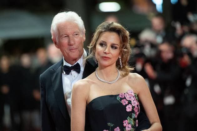 Entertainment Bilder des Tages Cannes Oh Canada Premiere Alejandra Silva and Richard Gere attending the Oh Canada Premiere as part of the 77th Cannes International Film Festival in Cannes, France on May 17, 2024. Photo by Aurore Marechal ABACAPRESS.COM Cannes France  Copyright: xMarechalxAurore ABACAx