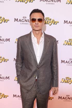 Cannes - The Surfer Party Julian McMahon attending The Surfer Party held at the Plage Magnum at the 77th annual Cannes Film Festival at Majestic Hotel on May 17, 2024 in Cannes, France. Photo by Jerome DominÃ ABACAPRESS.COM  Copyright: xDominexJerome ABACAx