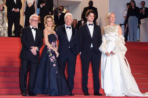 Cannes Oh Canada Red Carpet NG Andrew Wonder, Taylor Jeanne, Paul Schrader, Uma Thurman, Richard Gere, Alejandra Gere and Homer James Jigme Gere attending the ?Oh Canada? Screening and Red Carpet at Palais Des Festivals in Cannes, France on May 17 2024 as part of the 77th Cannes Film Festival. Photo by Nicolas Genin ABACAPRESS.COM Cannes France  Copyright: xGeninxNicolas ABACAx