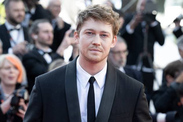 Annual Cannes Film Festival - Kinds of Kindness Red Carpet - Cannes DN Joe Alwyn attends the Kinds of Kindness Red Carpet at the 77th annual Cannes Film Festival at Palais des Festivals on May 17, 2024 in Cannes, France. Photo by David NIVIERE ABACAPRESS.COM CANNES France  Copyright: xNivierexDavid ABACAPRESS.COMx