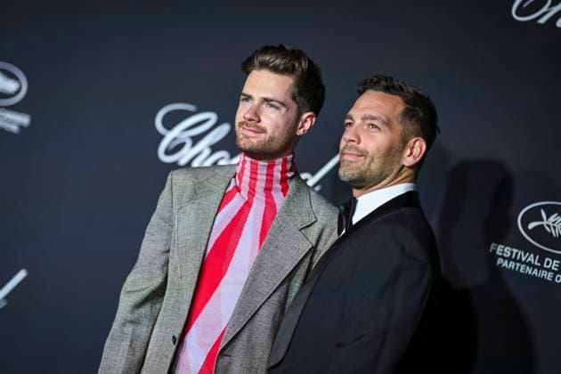 B Photocall du diner TrophÃ e Chopard au Carlton Beach lors du 77eme Festival International du Film de Cannes Lukas Dhont, Davy Parmentier Photocall du diner TrophÃ e Chopard au Carlton Beach lors du 77eme Festival International du Film de Cannes Le 17 mai 2024 Olivier Borde Bestimage Photocall of the dinner Chopard Trophy during the 77th annual Cannes Film Festival at Carlton Beach On May 17th 2024 Cannes France  Copyright: xOLIVIERxBORDEx xBESTIMAGExOLIVIERxBORDEx xBESTIMAGEx