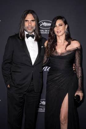 B Photocall du diner TrophÃ e Chopard au Carlton Beach lors du 77eme Festival International du Film de Cannes Khaled Mouzanar, Nadine Labaki Photocall du diner TrophÃ e Chopard au Carlton Beach lors du 77eme Festival International du Film de Cannes Le 17 mai 2024 Olivier Borde Bestimage Photocall of the dinner Chopard Trophy during the 77th annual Cannes Film Festival at Carlton Beach On May 17th 2024 Cannes France  Copyright: xOLIVIERxBORDEx xBESTIMAGExOLIVIERxBORDEx xBESTIMAGEx