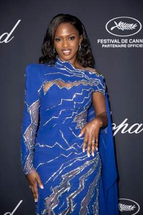 B Photocall du diner TrophÃ e Chopard au Carlton Beach lors du 77eme Festival International du Film de Cannes MaÃ¯mouna DoucourÃ Photocall du diner TrophÃ e Chopard au Carlton Beach lors du 77eme Festival International du Film de Cannes Le 17 mai 2024 Olivier Borde Bestimage Photocall of the dinner Chopard Trophy during the 77th annual Cannes Film Festival at Carlton Beach On May 17th 2024 Cannes France  Copyright: xOLIVIERxBORDEx xBESTIMAGExOLIVIERxBORDEx xBESTIMAGEx