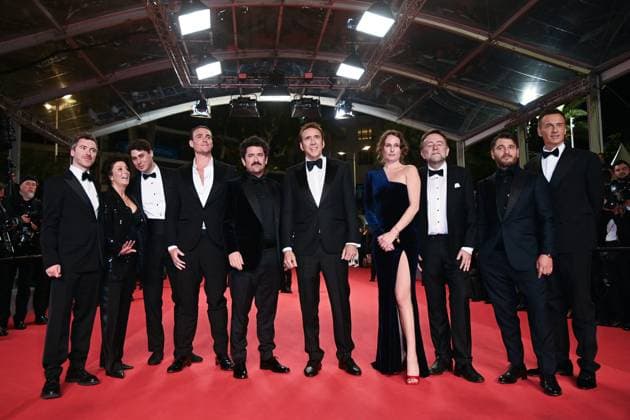 Cannes The Surfer Premiere Leonora Darby, Robert Connolly, Justin Rosniak, Alexander Bertrand, Nicolas Cage, Lorcan Finnegan, Brunella Cocchiglia, Thomas Martin and Julian McMahon attending The Surfer Premiere as part of the 77th Cannes International Film Festival in Cannes, France on May 17, 2024. Photo by Aurore Marechal ABACAPRESS.COM Cannes France  Copyright: xMarechalxAurore ABACAx