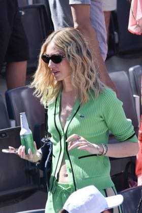 May 17, 2024, Rome, Italy, Lazio: Chiara Ferragni at the tennis internationals in Rome in the company of friends smiles at the fans and beveled a pen with the inevitable telephone. Rome (Italy), 17 May 2024. Photographer01 Rome Lazio  - ZUMAp169 20240517_zsa_p169_929 Copyright: xFotografo01x