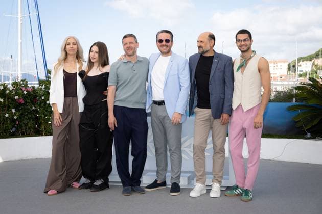 Cannes - Three Kilometres To The End Of The World Photocall Miruna Berescu, Ingrid Micu-Berescu, Bogdan Dumitrache, Emanuel Parvu, Valeriu Andriuta and Ciprian Chiujdea attend the Trei Kilometri Pana La Capatul Lumii (Three Kilometres To The End Of The World) Photocall at the 77th annual Cannes Film Festival at Palais des Festivals on May 18, 2024 in Cannes, France. Photo by Shootpix ABACAPRESS.COM Cannes France  Copyright: xShootpix ABACAx