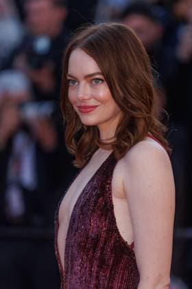 Festival de Cannes Carpet Kinds of Kindness Emma Stone at the premiere Kinds of Kindness during the 77th Cannes International Film Festival at the Palais de Festival in Cannes on 17 05 2024 Copyright: xEventpressxKochanx