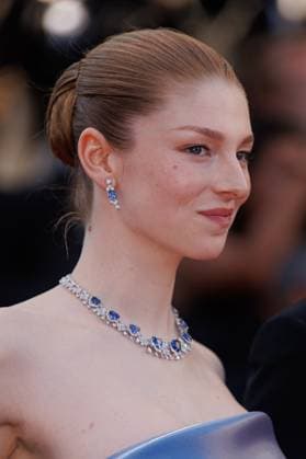 Festival de Cannes Carpet Kinds of Kindness Hunter Schafer at the premiere Kinds of Kindness during the 77th Cannes International Film Festival at the Palais de Festival in Cannes on 17 05 2024 Copyright: xEventpressxKochanx