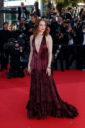 Festival de Cannes Carpet Kinds of Kindness Emma Stone at the premiere Kinds of Kindness during the 77th Cannes International Film Festival at the Palais de Festival in Cannes on 17 05 2024 Copyright: xEventpressxKochanx