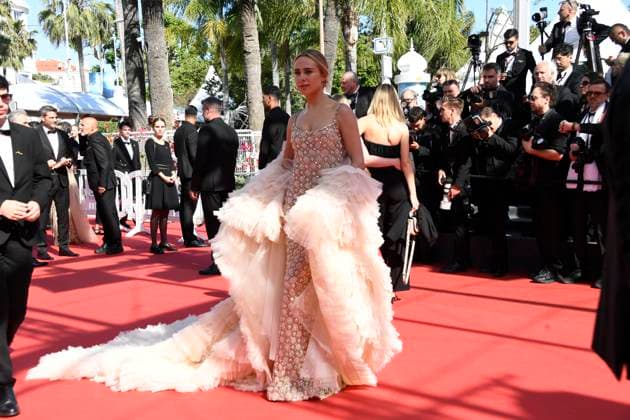 Kimberley Garner at the KINDS OF KINDNESS premiere at the 77 th Cannes Film Festival 17 05 2024