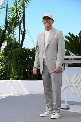 Cannes, France: Cannes, 77th Cannes Film Festival 2024, Photocall Film Jim Henson idea man. Ron Howard in the photo Cannes France  - ZUMAp169 20240518_zea_p169_399 Copyright: xSimonexComix