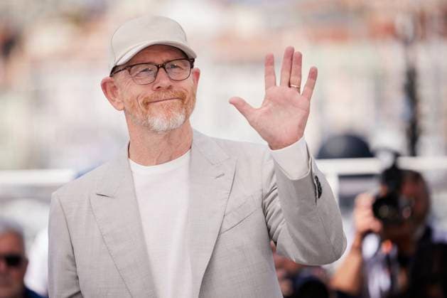 Ron Howard at the photocall for the film Jim Henson Idea Man at the 77th Cannes International Film Festival Ron Howard at the photocall for the film Jim Henson Idea Man at the 77th Cannes International Film Festival on 18 May 2024 Jacovides Moreau Bestimage Ron Howard at the photocall for the film Jim Henson Idea Man at the 77th Cannes International Film Festival on 18 May 2024 Cannes France  Copyright: xJACOVIDES-MOREAUx xBESTIMAGExJACOVIDES-MOREAUx xBESTIMAGEx