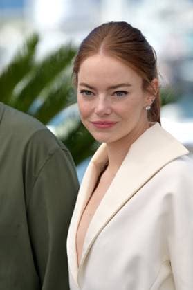 Kinds of Kindness photocall at 77th Festival de Cannes - Cannes, France CANNES, FRANCE. May 18, 2024: Emma Stone at the Kinds of Kindness photocall at the 77th Festival de Cannes. Picture: Paul Smith Featureflash Cannes France  Copyright: xPaulxSmithx xFeatureflashx