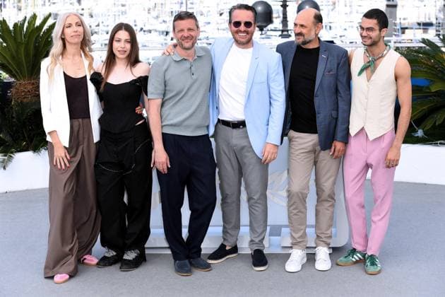 77th Cannes Film Festival 2024 Photocall film Trei Kilometers Pana La Capatul Lumii (Three Kilometers To The End Of The World) Cannes, 77th Cannes Film Festival 2024 Photocall film Trei Kilometers Pana La Capatul Lumii (Three Kilometers To The End Of The World) In the photo: Miruna Berescu, Ingrid Micu-Berescu, Bogdan Dumitrache, Emanuel Parvu, Valeriu Andriuta, Ciprian Chiujdea Cannes France  Copyright: xIPA ABACAx