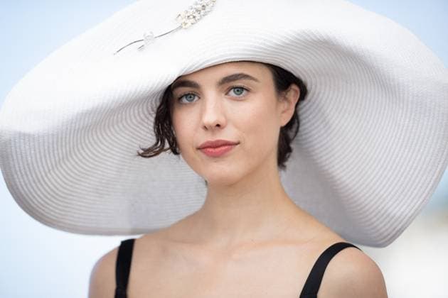 Entertainment Bilder des Tages Cannes - Kinds Of Kindness Photocall Margaret Qualley attends the Kinds Of Kindness Photocall at the 77th annual Cannes Film Festival at Palais des Festivals on May 18, 2024 in Cannes, Photo by Shootpix ABACAPRESS.COM Cannes France  Copyright: xShootpix ABACAx