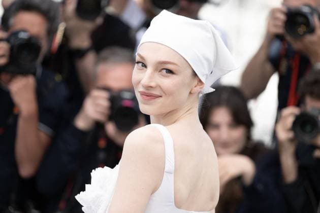 Annual Cannes Film Festival - Kinds of Kindness Photocall - Cannes DN Hunter Schafer attends the Kinds of Kindness Photocall at the 77th annual Cannes Film Festival at Palais des Festivals on May 18, 2024 in Cannes, France. Photo by David NIVIERE ABACAPRESS.COM CANNES France  Copyright: xNivierexDavid ABACAPRESS.COMx