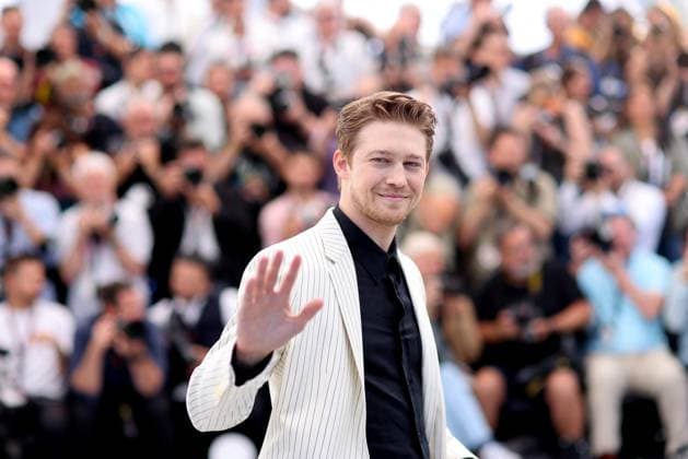 Photocall du film Kinds of Kindness lors du 77eme Festival International du Film de Cannes Joe Alwyn Photocall du film Kinds of Kindness lors du 77eme Festival International du Film de Cannes le 18 mai 2024 Jacovides Moreau Bestimage Photocall for the film Kinds of Kindness at the 77th Cannes International Film Festival on 18 May 2024 Cannes France  Copyright: xJACOVIDES-MOREAUx xBESTIMAGExJACOVIDES-MOREAUx xBESTIMAGEx