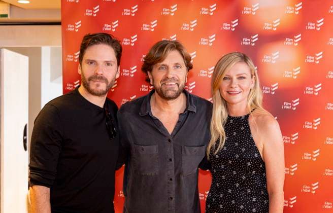 CANNES 20230518 Director Ruben Östlund presented the actors Kirsten Dunst and Daniel Brühl who appear in his new film The Entertainment system is down at Film I Västs press conference during the Film Festival in CANNES on May 18, 2024 CANNES FRANCE x12035x  Copyright: xChristinaxKronÃ r TTx FILMFESTIVALEN I CANNES i9ogGTwwdXs
