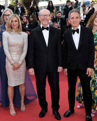 77th Cannes Film Festival 2024, Red carpet film Emilia PÃ rez Cannes, 77th Cannes Film Festival 2024, Red carpet film Emilia PÃ rez In the photo: Sara Bernstein, Ron Howard, Justin Wilkes Cannes France  Copyright: xIPA ABACAx