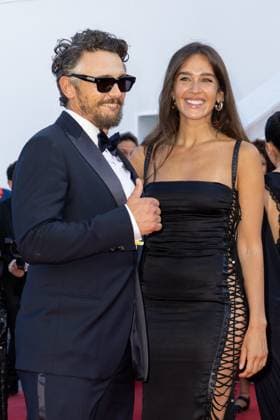 B MontÃ e des marches du film Â Emilia Perez Â lors du 77eme Festival International du Film de Cannes James Franco, Izabel Pakzad MontÃ e des marches du film Â Emilia Perez Â lors du 77eme Festival International du Film de Cannes, au Palais des Festivals Ã Cannes On may 18th 2024 Olivier Borde Bestimage Red carpet of the movie Â Emilia Perez Â during the 77th Cannes International Film Festival at the Palais des Festivals in Cannes, France On may 18th 2024 Cannes France  Copyright: xOLIVIERxBORDEx xBESTIMAGExOLIVIERxBORDEx xBESTIMAGEx