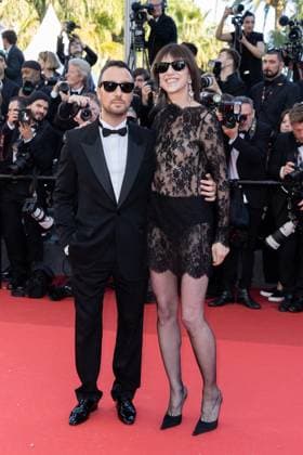 B MontÃ e des marches du film Â Emilia Perez Â lors du 77eme Festival International du Film de Cannes Anthony Vaccarello, Charlotte Gainsbourg MontÃ e des marches du film Â Emilia Perez Â lors du 77eme Festival International du Film de Cannes, au Palais des Festivals Ã Cannes On may 18th 2024 Olivier Borde Bestimage Red carpet of the movie Â Emilia Perez Â during the 77th Cannes International Film Festival at the Palais des Festivals in Cannes, France On may 18th 2024 Cannes France  Copyright: xOLIVIERxBORDEx xBESTIMAGExOLIVIERxBORDEx xBESTIMAGEx