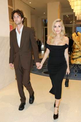 Cannes - Sienna Miller And Oli Green Exit The Martinez Sienna Miller and Oli Green are spotted at Martinez Hotel to attending a gala for the movie American Sagaduring 77th Cannes Film Festival, in Cannes, France, on May 18, 2024. Photo by Marco Piovanotto ABACAPRESS.COM Cannes France  Copyright: xPiovanottoxMarco ABACAx
