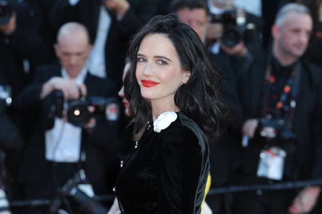 Cannes Emilia Perez Red Carpet NG Eva Green attending the ?Emilia Perez? Screening and Red Carpet at Palais Des Festivals in Cannes, France on May 18 2024 as part of the 77th Cannes Film Festival. Photo by Nicolas Genin ABACAPRESS.COM Cannes France  Copyright: xGeninxNicolas ABACAx
