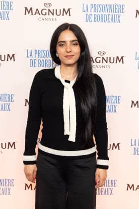 magnum day3 photocall Hafsia Herzi Photocall La Prisonniere de Bordeaux at Magnum Beach party during the 77th Cannes International Film Festival on May 18, 2024 Cannes France Jeremy Melloul Magnum Cannes via Bestimage Photocall La Prisonniere de Bordeaux at Magnum Beach party during the 77th Cannes International Film Festival on May 18, 2024 Cannes France  Copyright: xJeremyxMelloulx xMagnumxCannesxviaxBestimagexJeremyxMelloulx xMagnumxCannesxviaxBestimagex