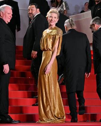 Cannes, France: Cannes, 77th Cannes Film Festival 2024, Red Carpet Rumours In the photo: Cate Blanchett Cannes France  - ZUMAp169 20240518_zea_p169_1994 Copyright: xManuelexMangiarottix
