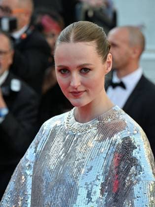 Cannes, France: Cannes, 77th Cannes Film Festival 2024, Fifth evening Evening - red carpet of the film Emilia Perez. In the photo: Renate Reinsve Cannes France  - ZUMAp169 20240519_zea_p169_137 Copyright: xManuelexMangiarottix