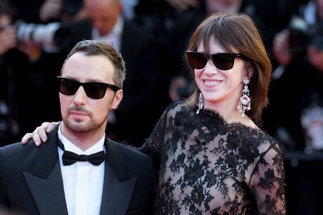 Cannes, France 18th May, 2024 Charlotte Gainsbourg and Anthony Vaccarello attends Emilia PeÌrez Screening red carpet at the 77th annual Cannes Film Festival at Palais des Festivals on May 18, 2024 in Cannes, France CINEMA 77eme Festival de Cannes Red Carpet du film Emilia Perez 18 05 2024 NorbertScanella Panoramic 