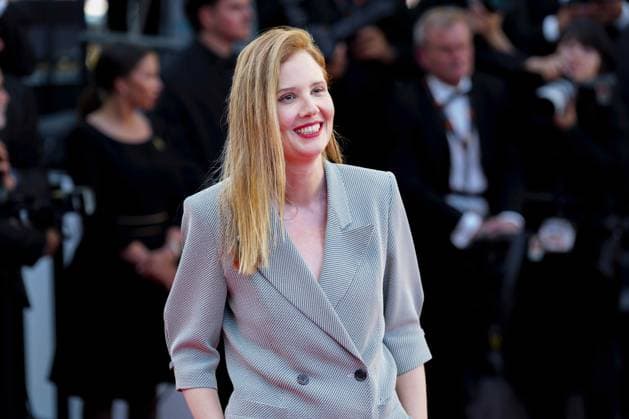 Cannes, France 18th May, 2024 Justine Triet attends Emilia PeÌrez Screening red carpet at the 77th annual Cannes Film Festival at Palais des Festivals on May 18, 2024 in Cannes, France CINEMA 77eme Festival de Cannes Red Carpet du film Emilia Perez 18 05 2024 NorbertScanella Panoramic 