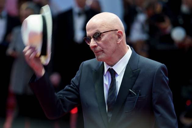 Cannes, France 18th May, 2024 Jacques Audiard depart Emilia PeÌrez Screening red carpet at the 77th annual Cannes Film Festival at Palais des Festivals on May 18, 2024 in Cannes, France CINEMA 77eme Festival de Cannes Red Carpet du film Emilia Perez 18 05 2024 NorbertScanella Panoramic 