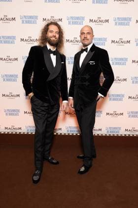 magnum day3 photocall Cedric Le Gallo et son Compagnon Pierre Miniussi Photocall La Prisonniere de Bordeaux at Magnum Beach party during the 77th Cannes International Film Festival on May 18, 2024 Cannes France Jeremy Melloul Magnum Cannes via Bestimage Photocall La Prisonniere de Bordeaux at Magnum Beach party during the 77th Cannes International Film Festival on May 18, 2024 Cannes France  Copyright: xJeremyxMelloulx xMagnumxCannesxviaxBestimagexJeremyxMelloulx xMagnumxCannesxviaxBestimagex