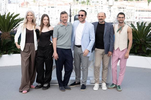 Annual Cannes Film Festival - Three Kilometres Photocall - Cannes DN Miruna Berescu, Ingrid Micu-Berescu, Bogdan Dumitrache, Emanuel Parvu, Valeriu Andriuta and Ciprian Chiujdea attend the Trei Kilometri Pana La Capatul Lumii (Three Kilometres to the end of the World) Photocall at the 77th annual Cannes Film Festival at Palais des Festivals on May 18, 2024 in Cannes, France. Photo by David NIVIERE ABACAPRESS.COM CANNES France  Copyright: xNivierexDavid ABACAPRESS.COMx
