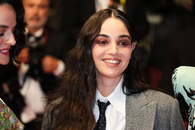 77eme Festival International du Film de Cannes Montee des marches du film Les Femmes au Balcon 77th International Cannes Film Festival Red Carpet of Les femmes au Balcon movie 305159 2024 05 19 Cannes France Merlant, NoÃ mie Souheila yacoub  Copyright: xIvankaxVoisinx xStarfacex STAR_305159_013
