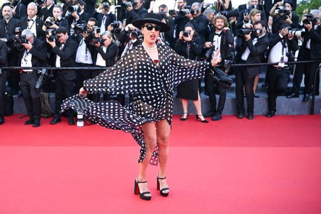 77eme Festival International du Film de Cannes Marche du film Emilia Perez 77th International Cannes Film Festival Red carpet of Emilia Perez movie Festival de Cannes 2024 77e Ã dition Montee Emilia Perez Rossy De Palma 305160 2024 05 18 Cannes France  Copyright: xLionelxGuericolas MPPx STAR_305160_087