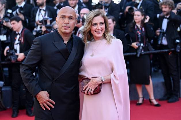 77eme Festival International du Film de Cannes Marches du film Emilia Perez 77th International Cannes Film Festival Red carpet of Emilia Perez movie Festival de Cannes 2024 77e Ã dition Montee Emilia Perez Eric Judor et sa femme 305160 2024 05 18 Cannes France  Copyright: xLionelxGuericolas MPPx STAR_305160_120